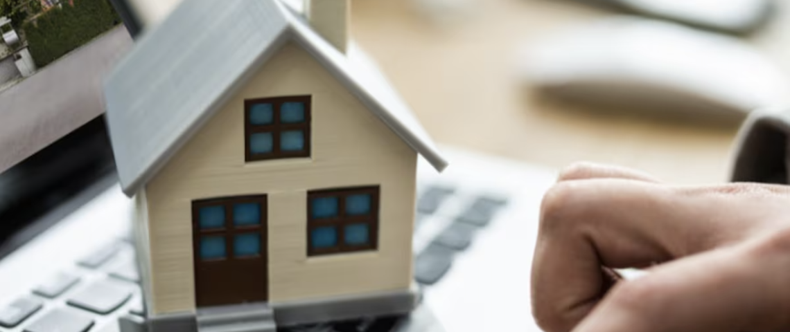 Experta inmobiliaria identifica el gran problema detrás de las casas que no se venden: “Muchas personas creen...”