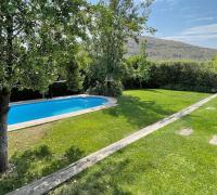 Precioso jardín formado y con privacidad, piscina calefaccionada