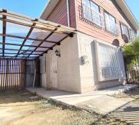 Parte trasera con patio 