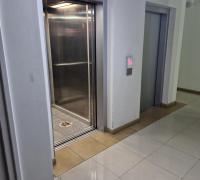 Acceso ascensores piso 5