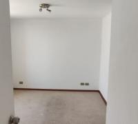 Dormitorio principal en suite con walking closet 