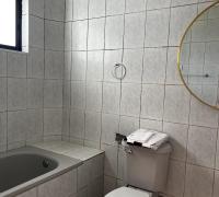 cuenta con dos baños 