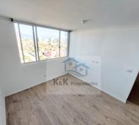 IMPECABLE con Vista Despejada .! 