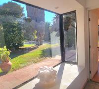 Vista del jardín desde la casa