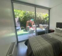 Ventanales de termopanel amplios y luminosos