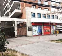 Acceso al recinto de departamentos