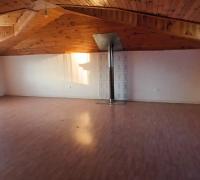 AMPLIA SALA DE ESTAR EN 2DO PISO QUE PUEDE DESTINAR PARA JUEGOS, TV O SALA DE CINE