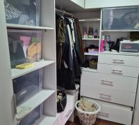 WALKIN CLOSET DORMITORIO PRINCIPAL