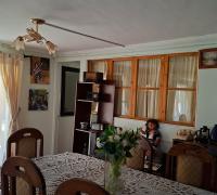 Comedor con ventanales