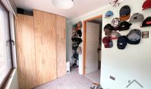 WALKING CLOSET