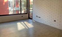 Hermoso living, piso flotante 