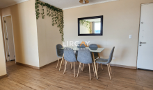 Amplio living comedor