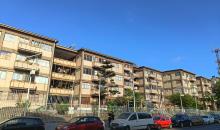 FRONTIS, AMPLIA AVENIDA