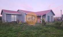 amplia casa de 125 mts2 de construcción