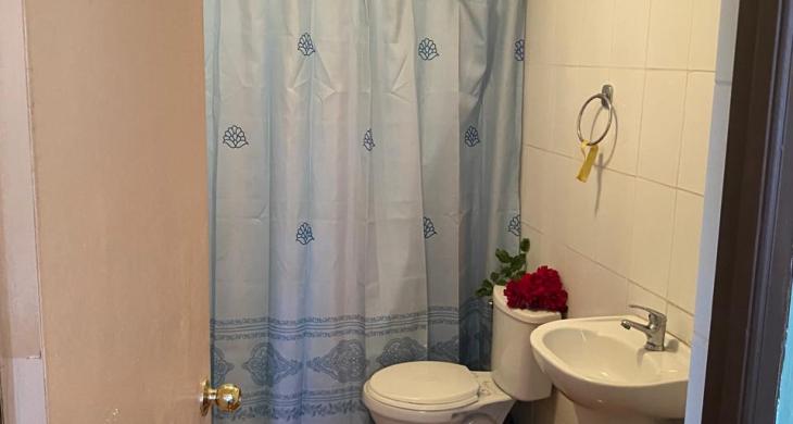 BAÑO DE MUJERES