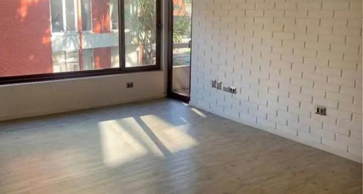 Hermoso living, piso flotante 
