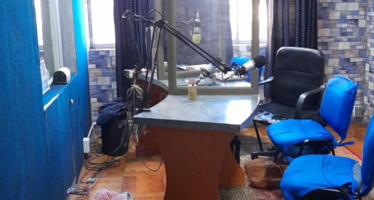 estudio radio 2