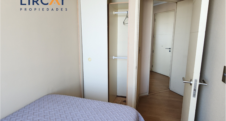 todos los dormitorios con closets