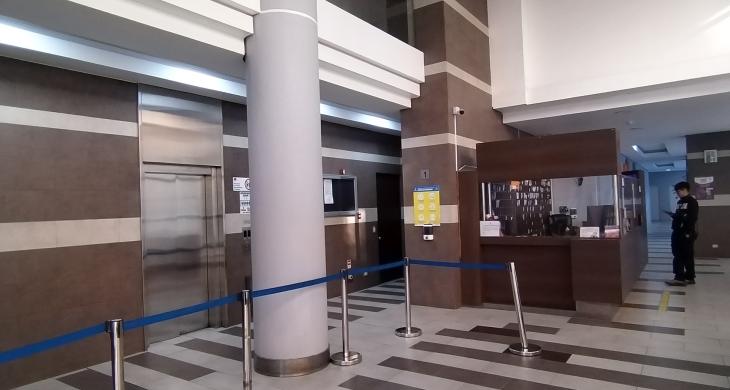 Hall edificio
