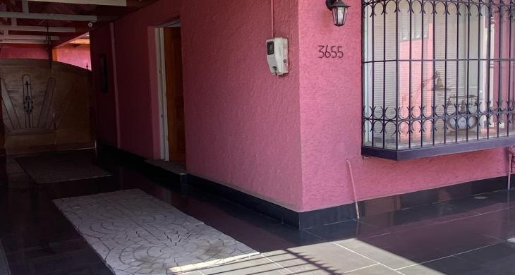 Estacionamiento Techado