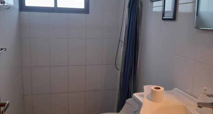 AMPLIOS BAÑOS