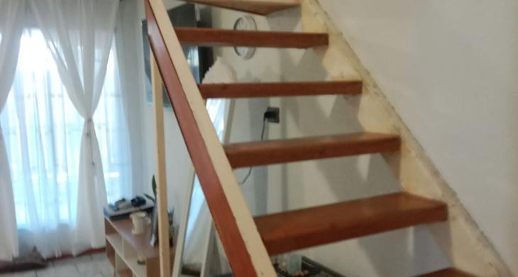 Acceso a 2do piso