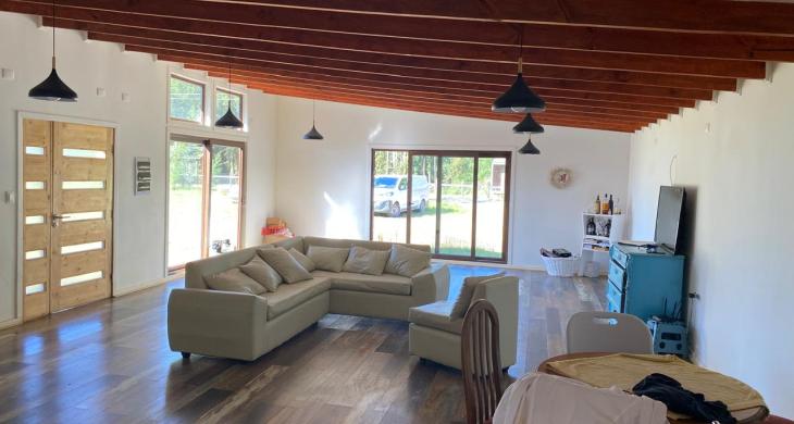 Espacioso livin y comedor