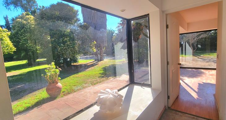 Vista del jardín desde la casa