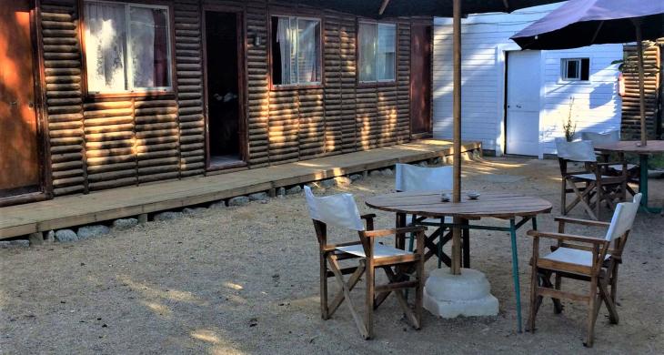 Patio interior con sector quinchos