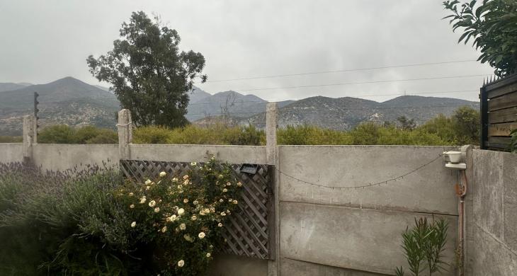 Hermosa vista hacia espacios de naturaleza desde el patio trasero