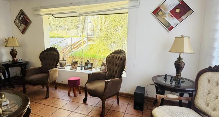 living puede ser apartes o juntos ya que hay otra sala 