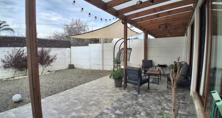 Terraza y patio de aproximadamente 50 m2