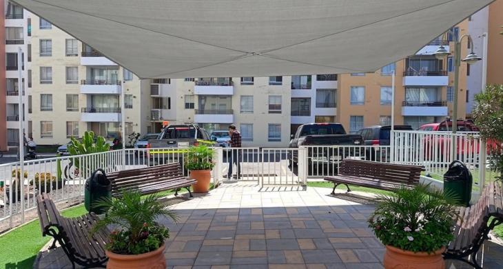 Acogedora pérgola para compartir en familia